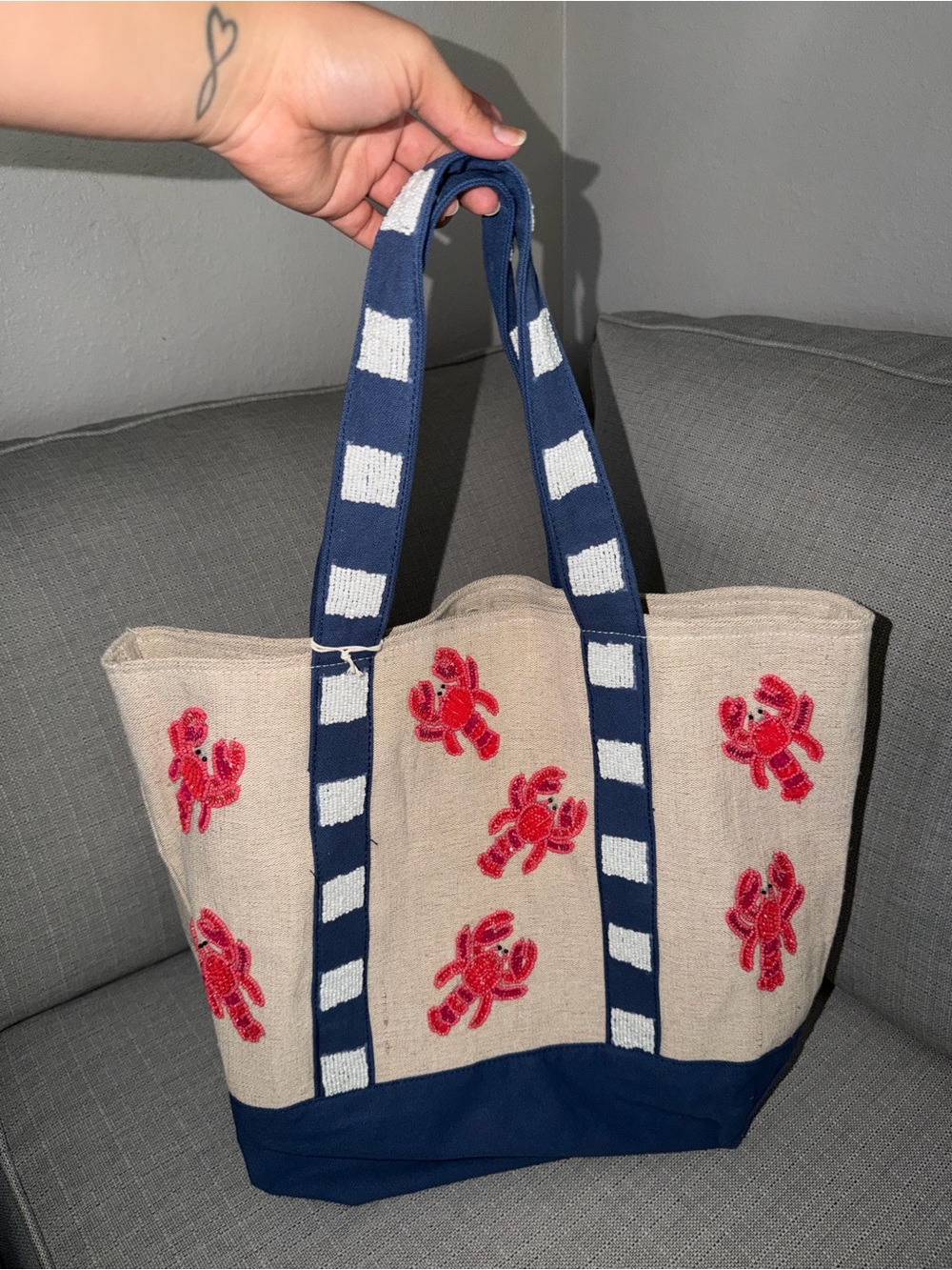 BRAND NEW VIRAL LOBSTER BEADED TOTE BAG - TJMAXX/MARSHALLS